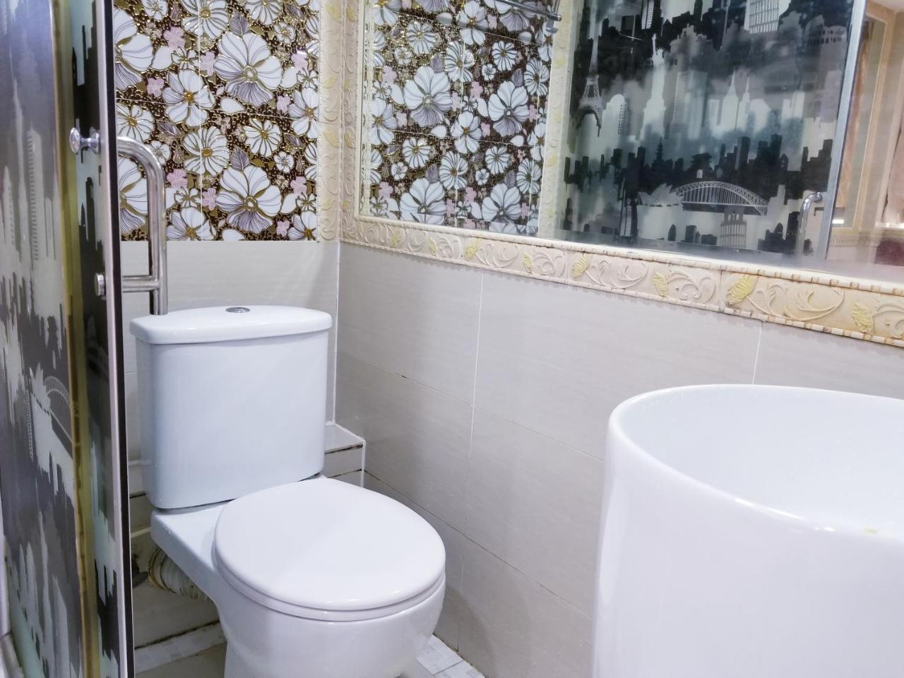 Longwin Hostel Гонконг Экстерьер фото
